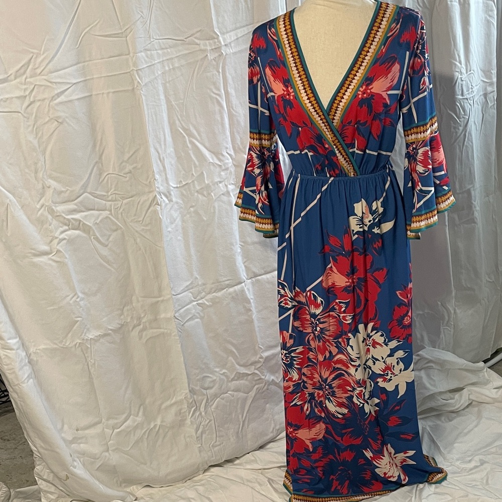 Boho Deep V-Neck Maxi Dress - Blue and Red Floral